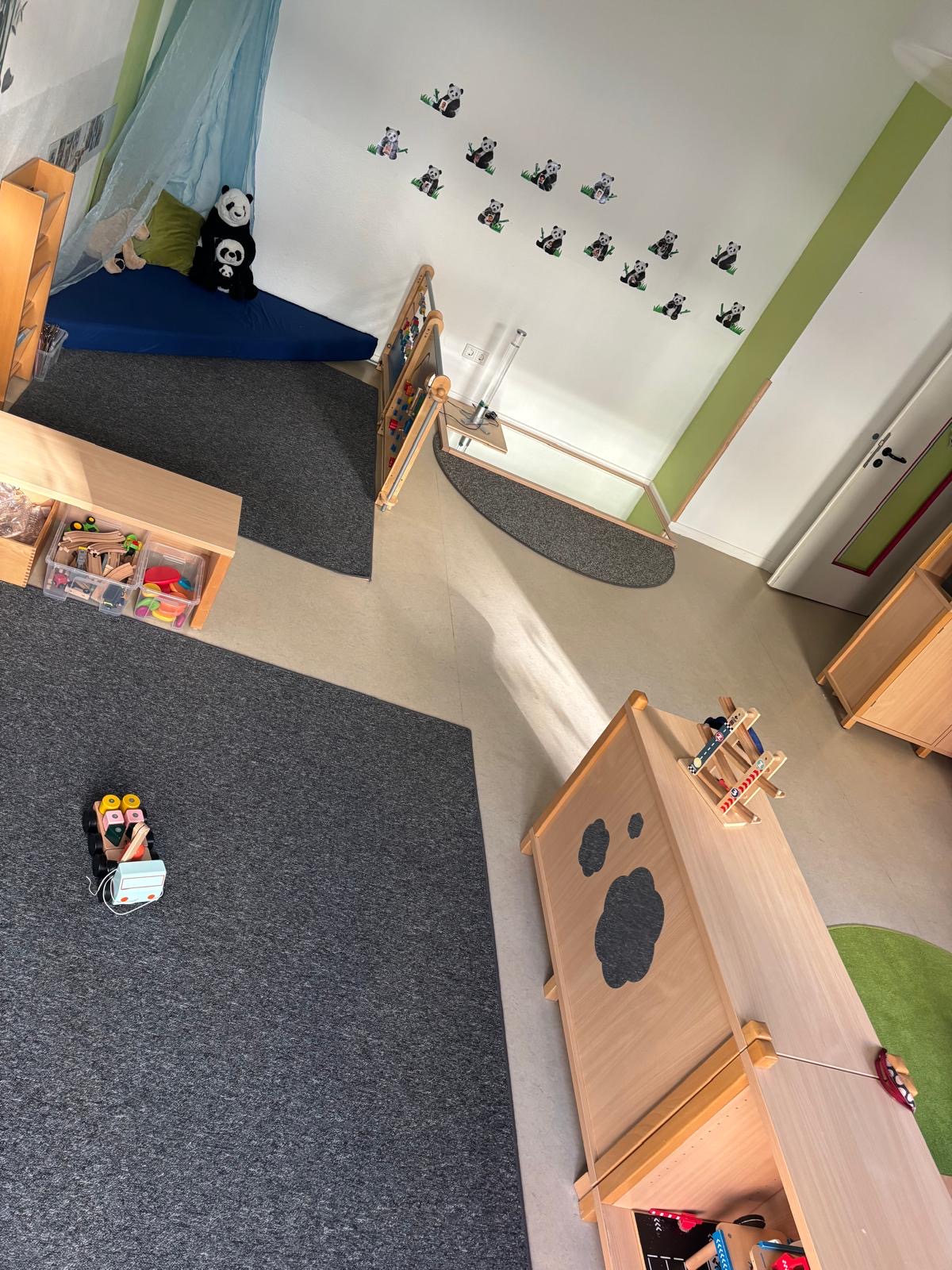 Der Wartebereich für die Eltern